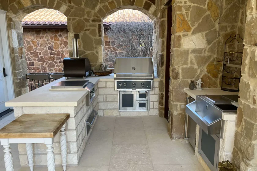 Dripping Springs, TX Outdoor Living Space