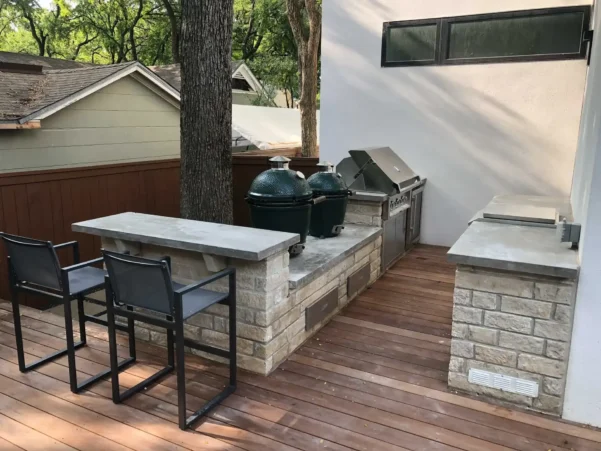 Custom Rustic Fencing and Courtyard in Bee Cave TX