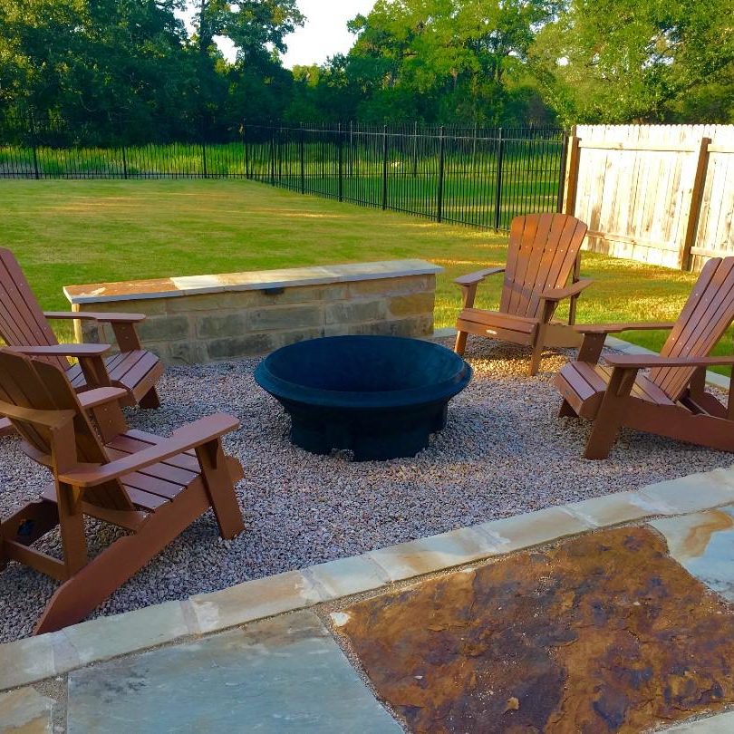 Outdoor Living Fire pit